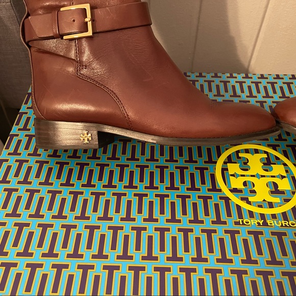 Tory Burch  Brown Riding Boots- Brooke 25 MM Knee-Size 6.5 Color-Perfect Brown - Picture 6 of 12